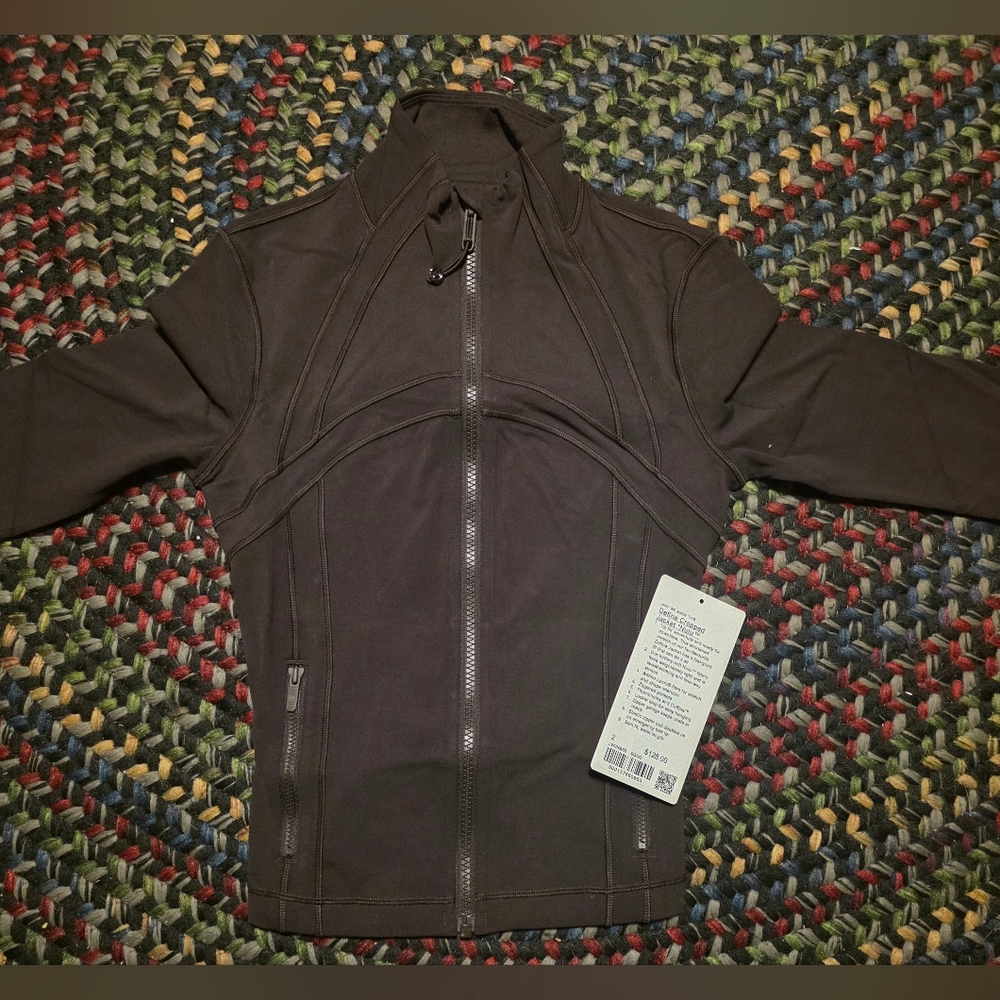 Lululemon Define Cropped Jacket *Nulu Size 2 New